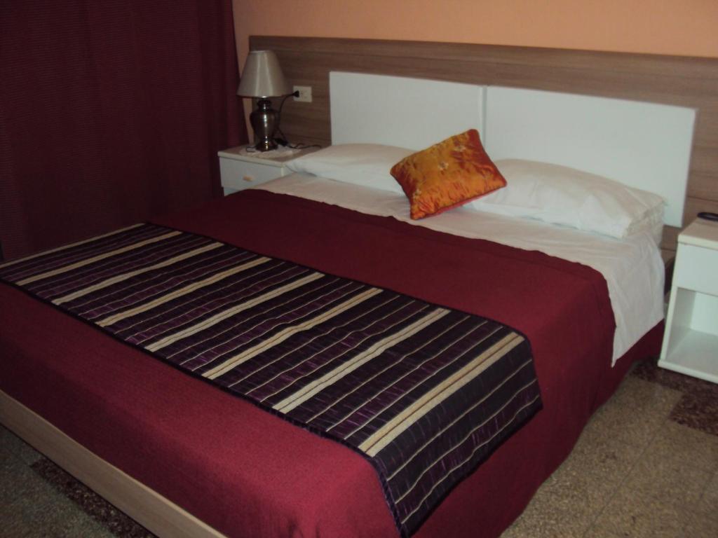 Hotel Mirage เมสซีนา ภายนอก รูปภาพ